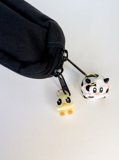 Cow- Charm/ Zipper Pull