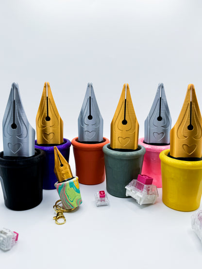 Giant Fountain Pen Nib Clicker