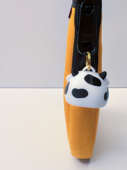 Cow- Charm/ Zipper Pull