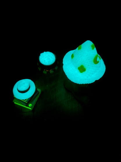 Caldron Clicker Keychain