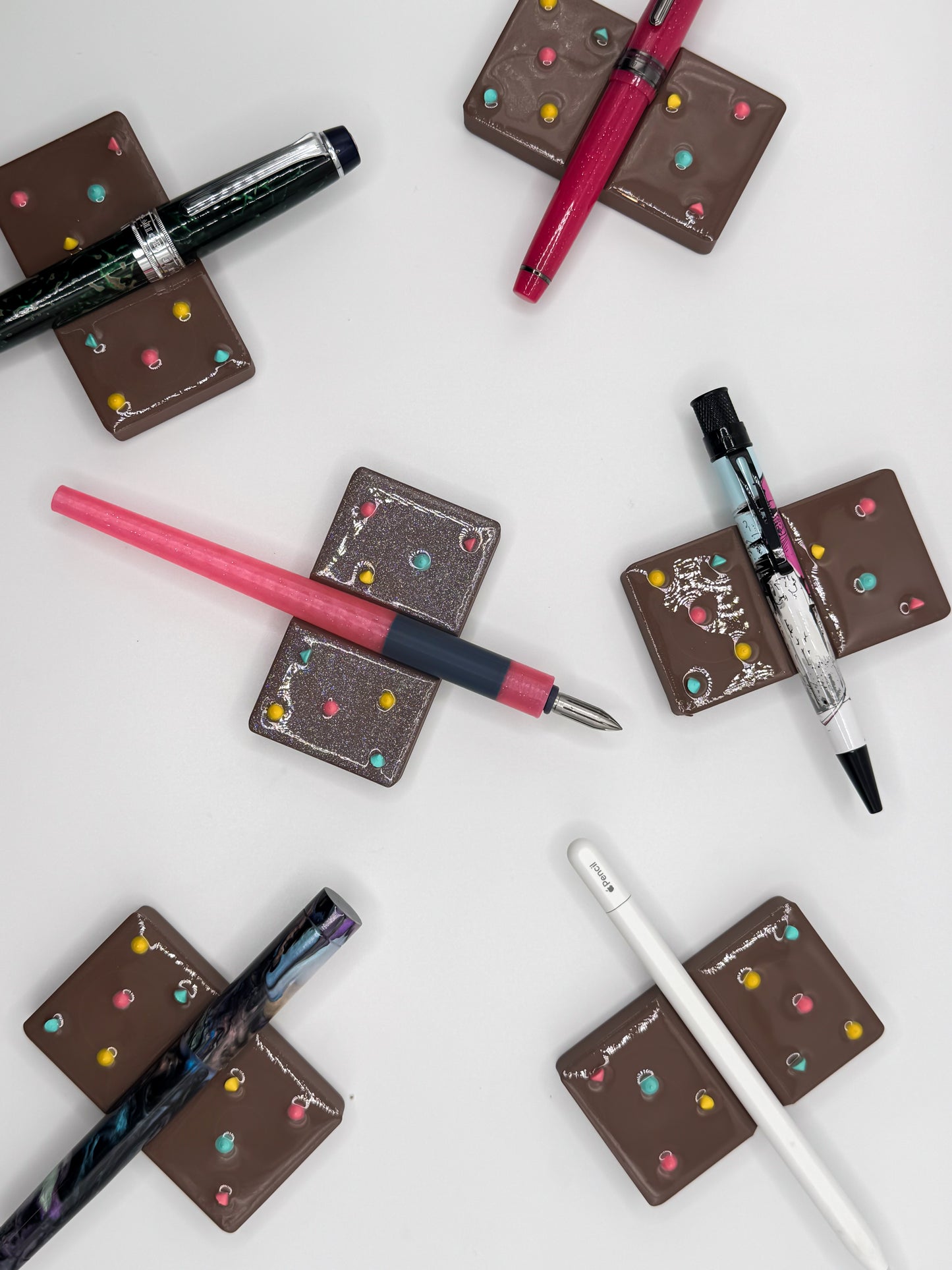 Brownie Pen Rest