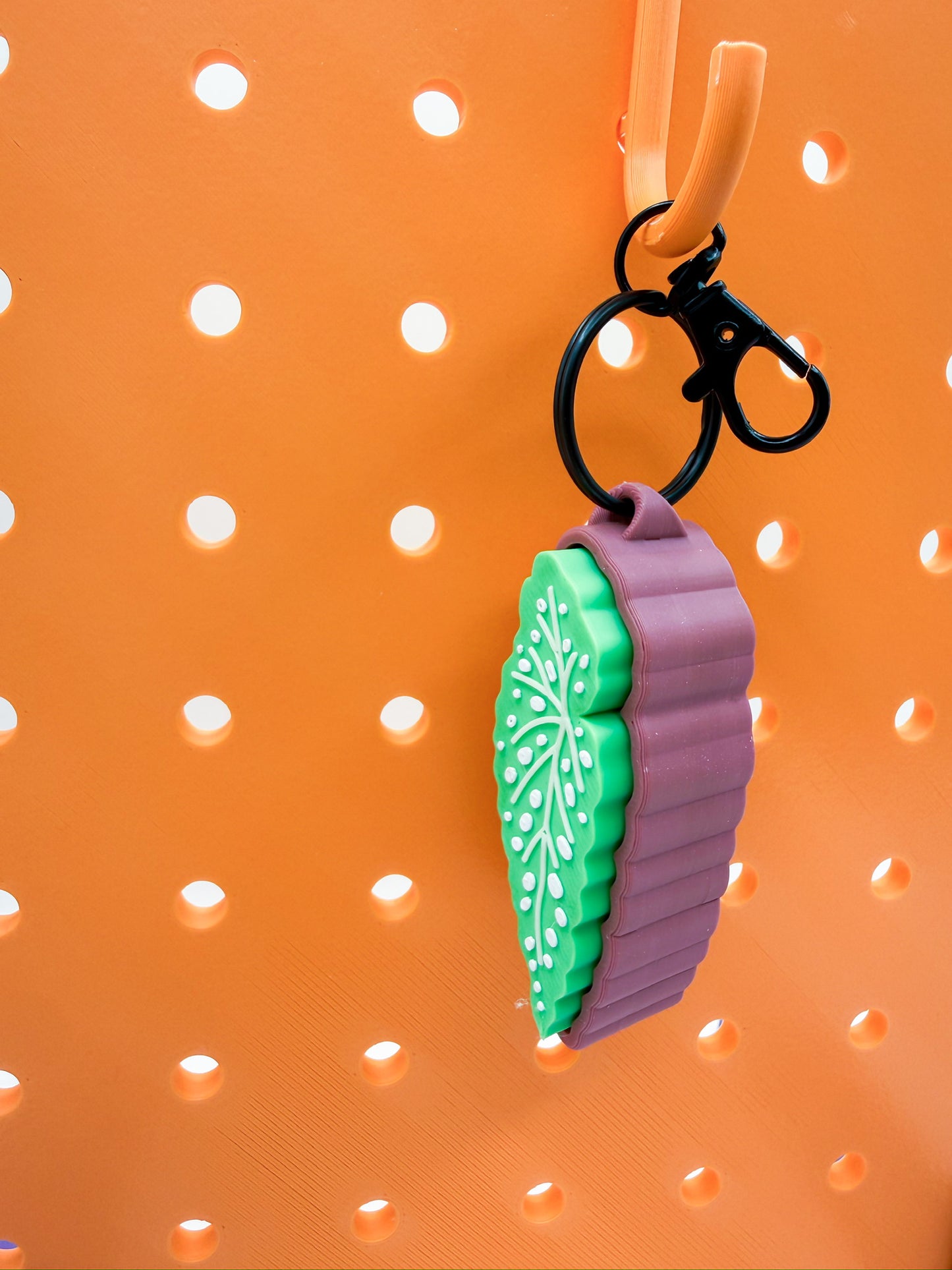 Plant Leaf Clicker Keychain